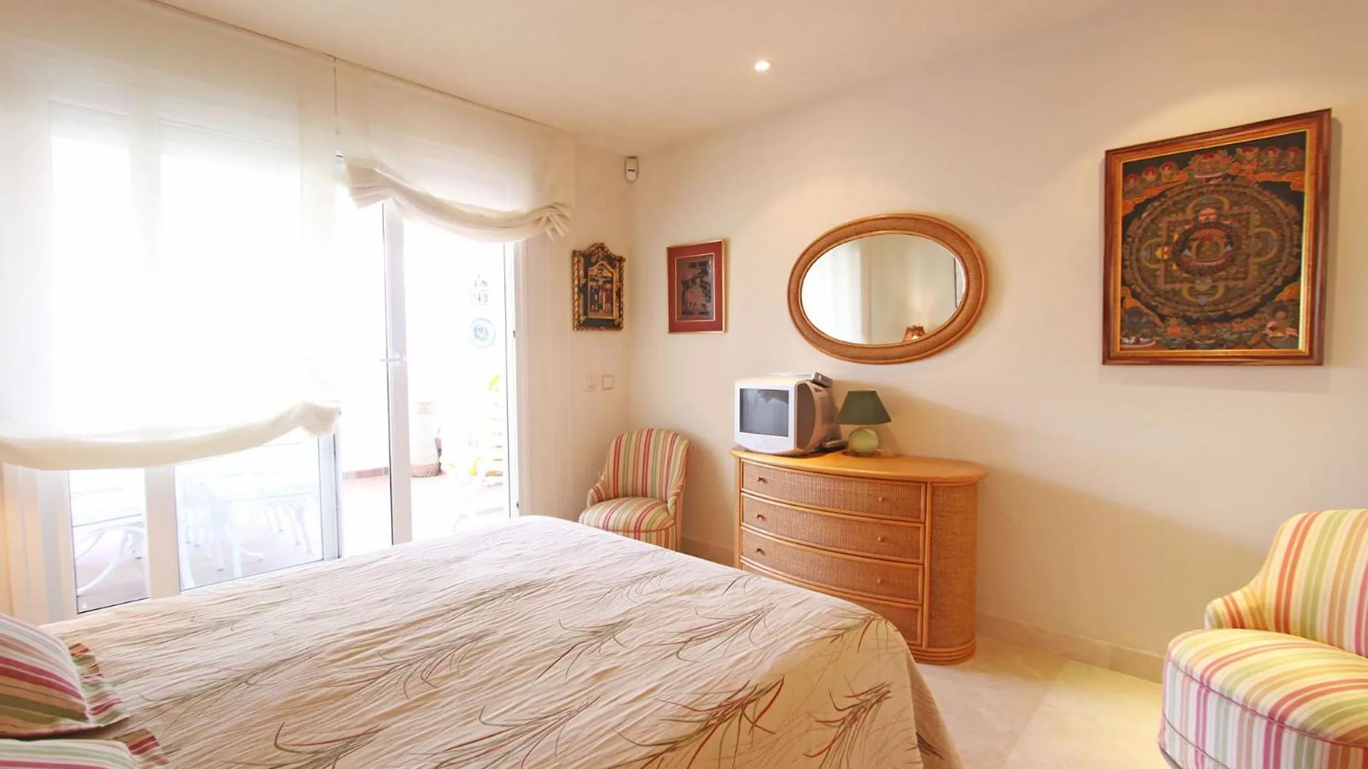 1105 Beachfront Apartment Golden Mile Marbella