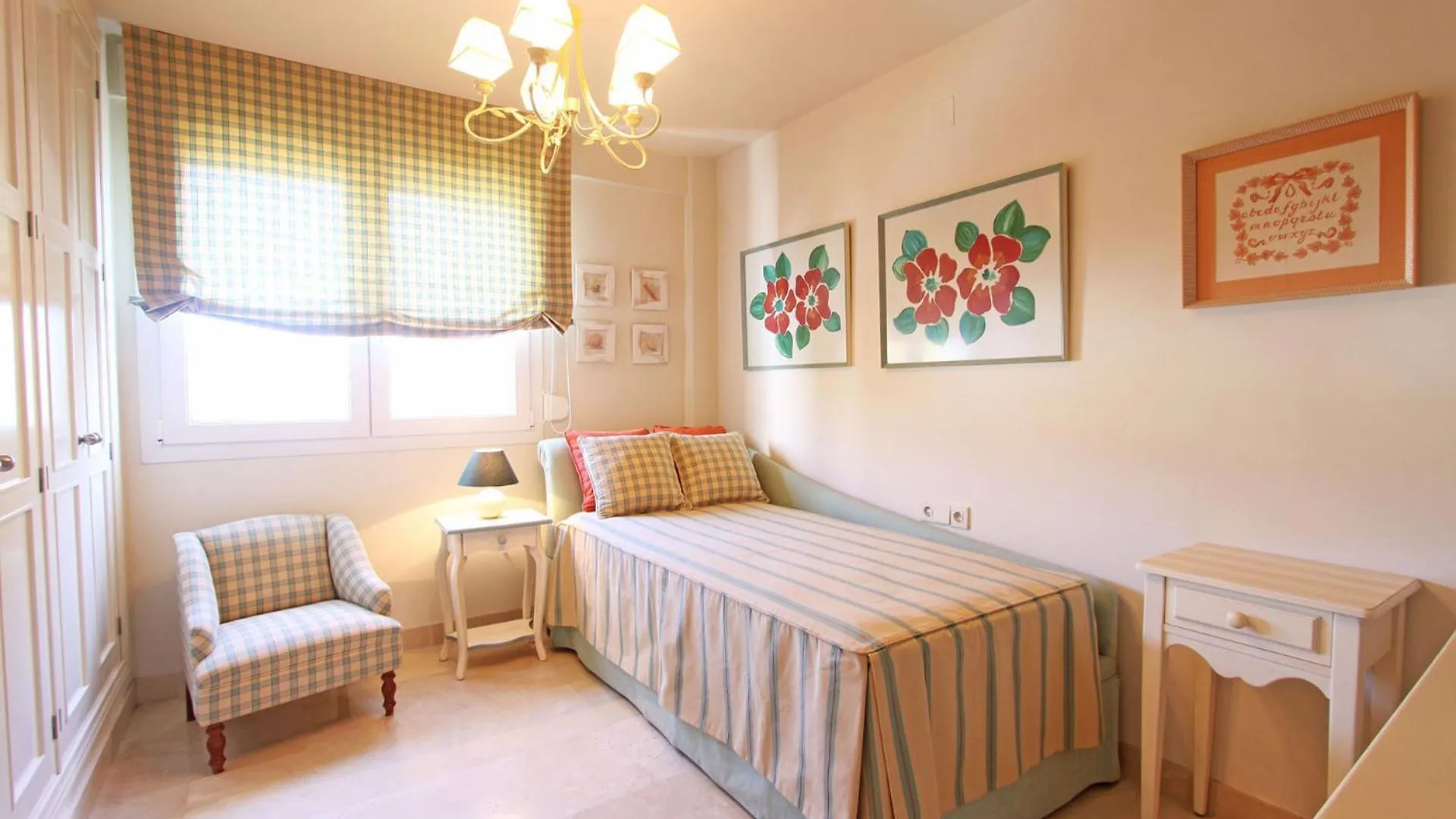 1105 Beachfront Apartment Golden Mile Marbella